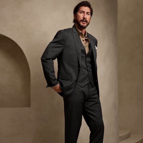 Banana Republic | (NWT) Signature Italian Nailhead Suit Jacket in Gray | 46R - Picture 4 of 8